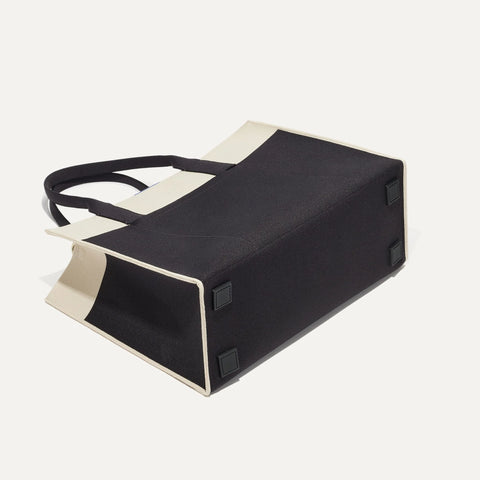 The Classic Tote - Luna