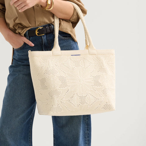The Lightweight Zip Tote - Moonflower