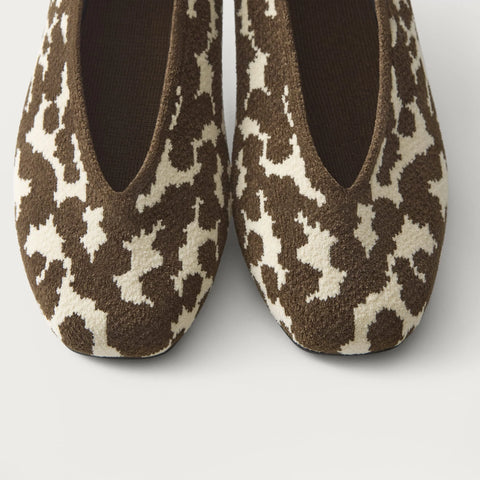 The Max Square Ballerina - ReVelvet™ Dark Rodeo
