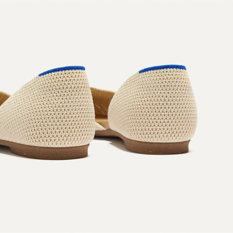 The D'Orsay Point - Conch Raffia-Knit